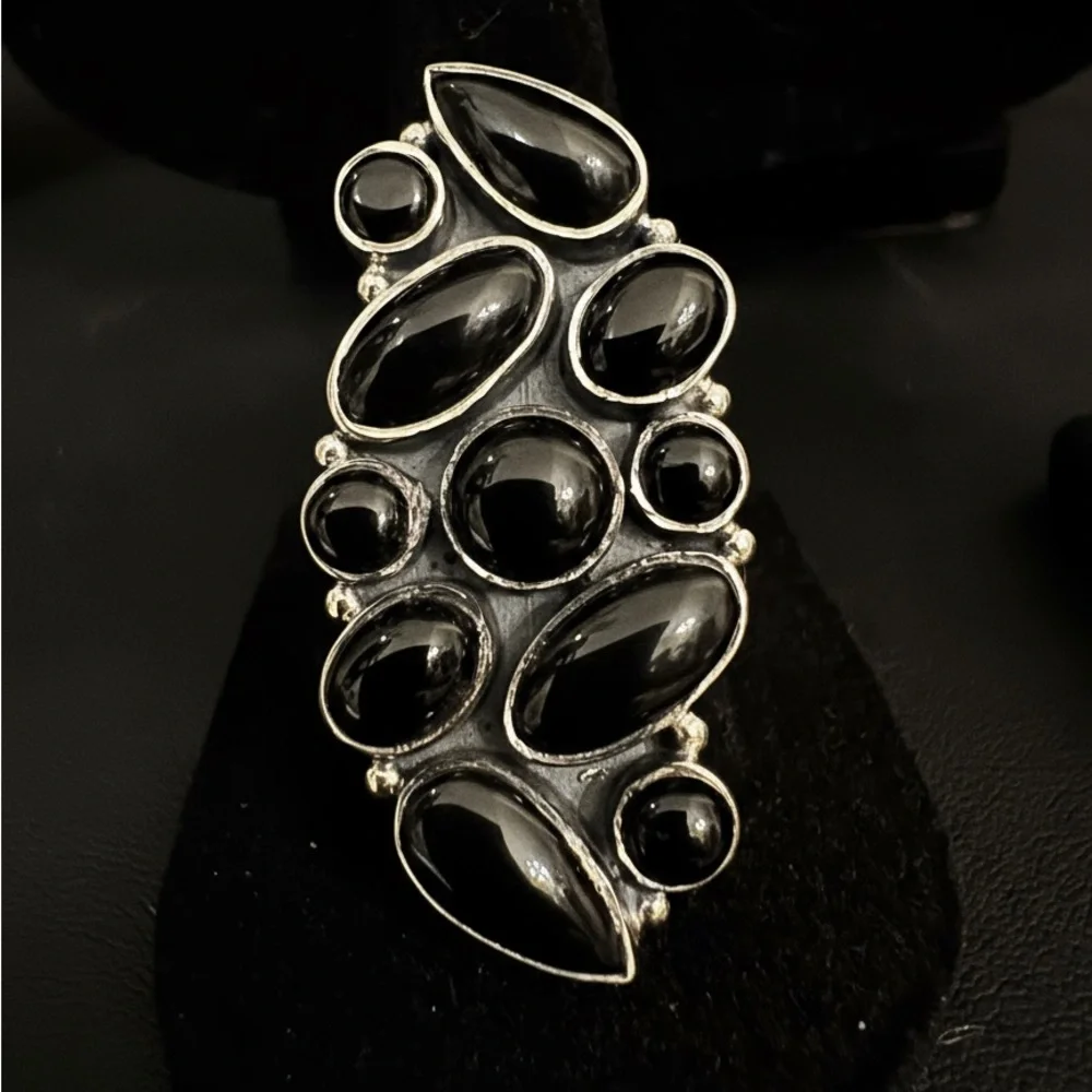 Elegant Black onyx  and sterling‎  Silver Women's Ring